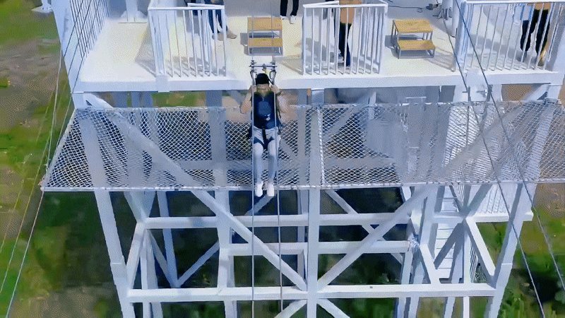 天定山滑索.gif